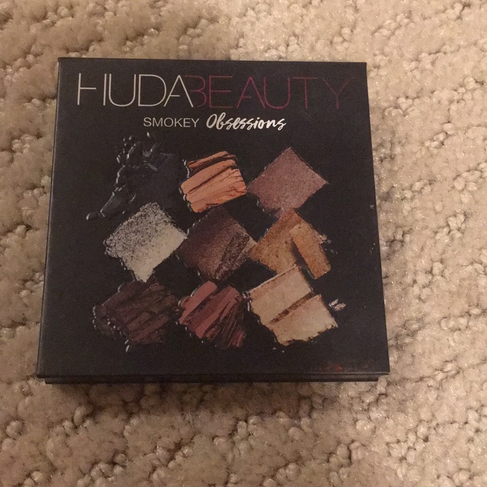 HudaBeauty Smokey Obsessions